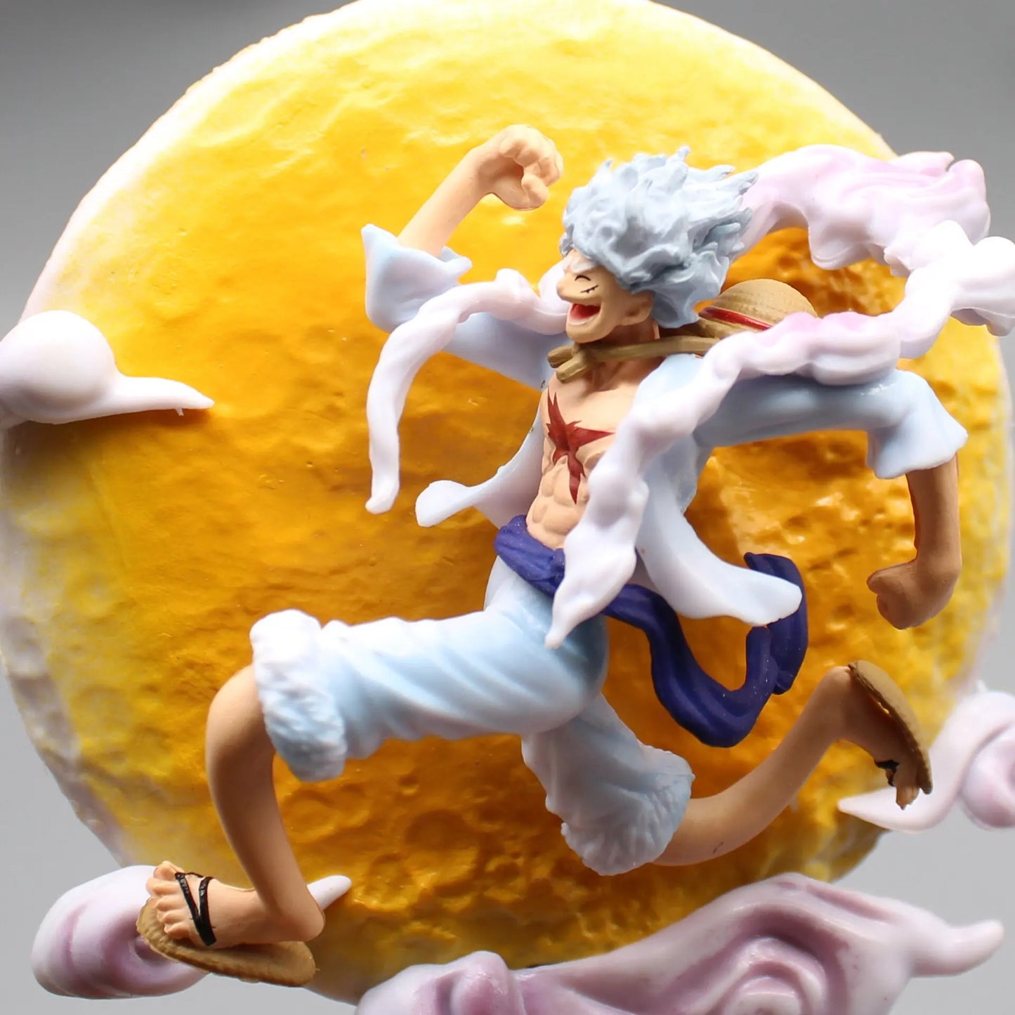 Figurine Luffy Lumière Lunaire